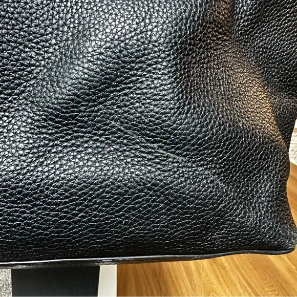 Tory Burch Large Taylor Black Pebbled Leather Tote Shoulder Bag - Picture 12 of 16